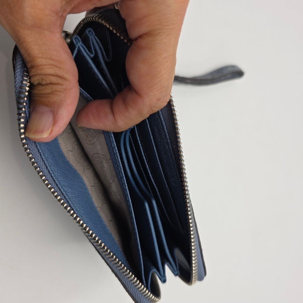 Michael Kors Bedford Blue Python Wallet - image 5